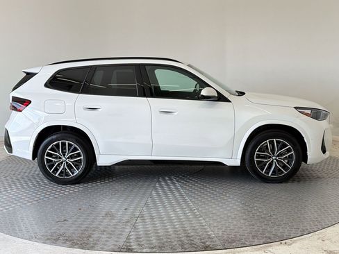 New 2026 BMW X1 xDrive28i w/ Technology Package AWD/4WD image 8