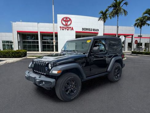 Used 2020 Jeep Wrangler Sport AWD/4WD image 3