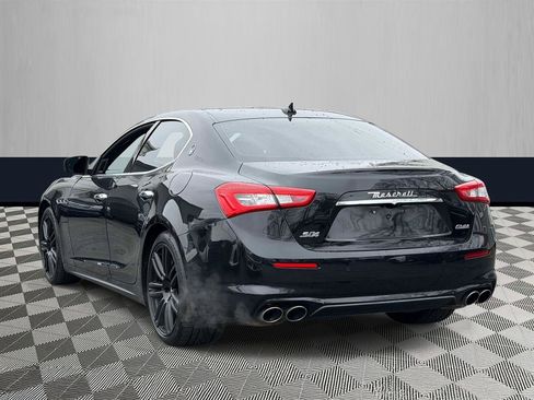 Used 2018 Maserati Ghibli S Q4 AWD/4WD image 3