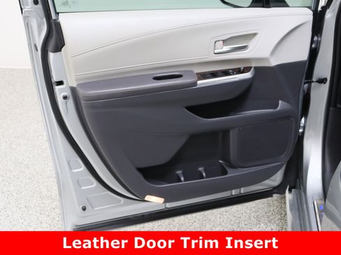 Certified 2023 Toyota Sienna XLE image 12
