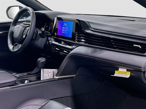 New 2026 Toyota Camry SE image 27