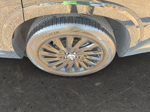 Used 2025 Hyundai Palisade Calligraphy image 15