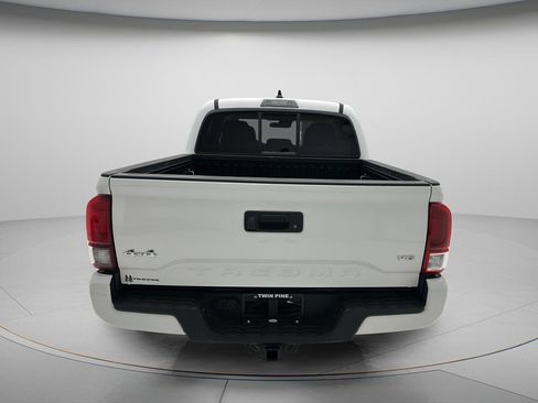 Used 2023 Toyota Tacoma SR AWD/4WD image 5