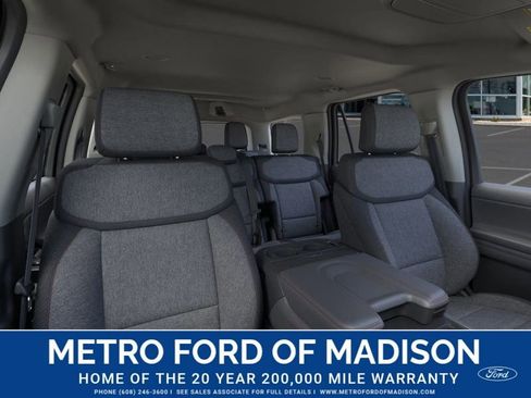 New 2025 Ford Expedition Active image 11