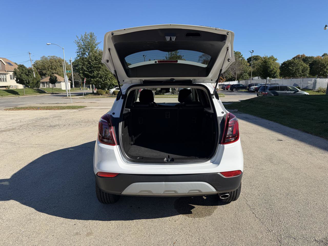 Used 2021 Buick Encore Preferred FWD image 8