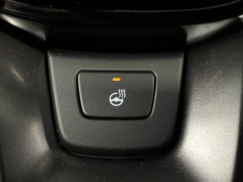 Used 2025 Honda Pilot TrailSport image 22