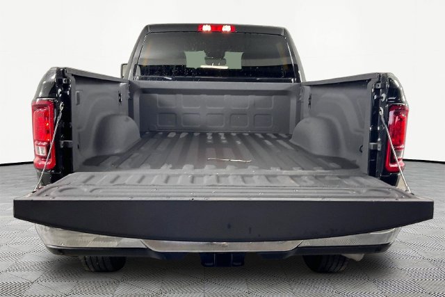 Used 2026 RAM 2500 Big Horn AWD/4WD image 6