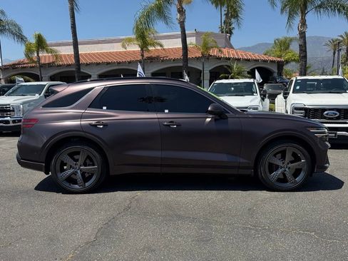 Used 2022 Genesis GV70 3.5T Sport w/ Sport Prestige Package AWD/4WD image 11