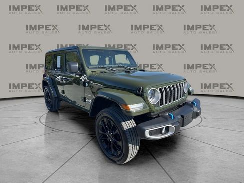 Used 2024 Jeep Wrangler Unlimited Sahara image 7