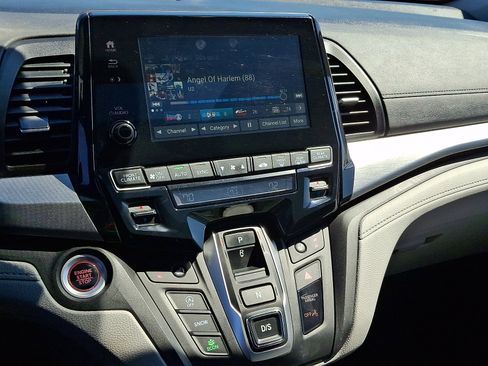 Used 2023 Honda Odyssey EX-L image 19