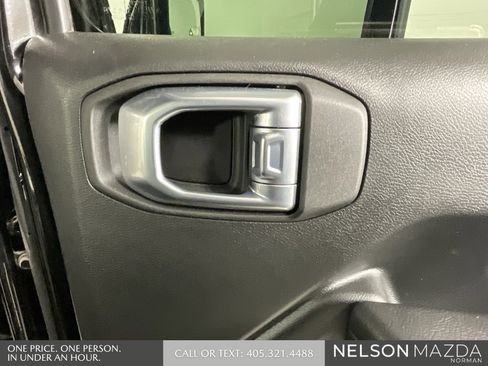 Used 2023 Jeep Wrangler Sport S image 19