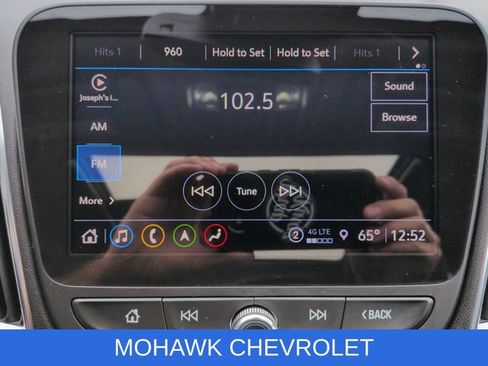 Used 2023 Chevrolet Malibu LT w/ Redline Edition FWD image 13