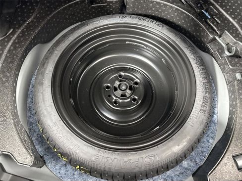 Used 2025 MAZDA MAZDA3 s image 39