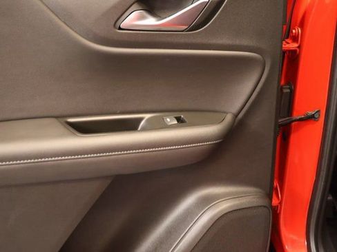 Used 2019 Chevrolet Blazer LT image 30