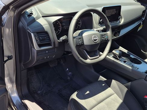 New 2026 Nissan Rogue SV FWD image 2