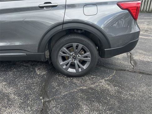 Used 2023 Ford Explorer XLT w/ Equipment Group 202A image 24