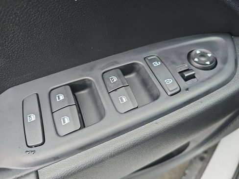 New 2026 Hyundai Venue SEL FWD image 27