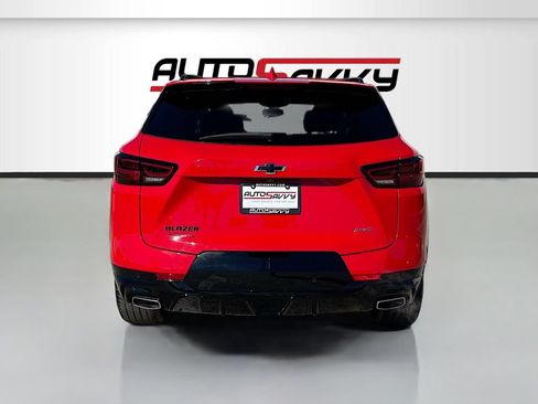 Used 2024 Chevrolet Blazer RS w/ Enhanced Convenience Package FWD image 6