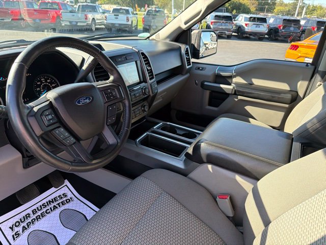 Used 2017 Ford F150 XLT w/ Equipment Group 302A Luxury AWD/4WD image 17
