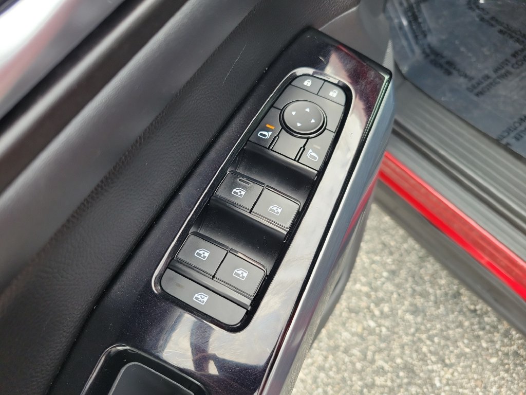 Certified 2023 Nissan Pathfinder SL FWD image 14