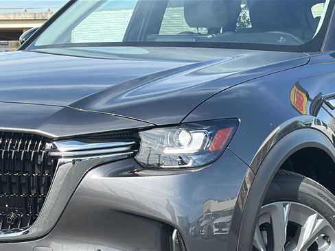 New 2026 MAZDA CX-90 Plug-In Hybrid w/ Preferred image 4