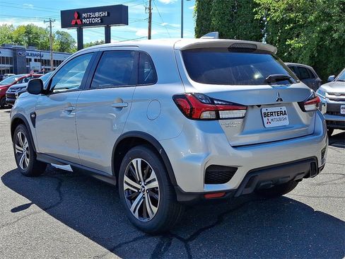 New 2025 Mitsubishi Outlander Sport ES image 3