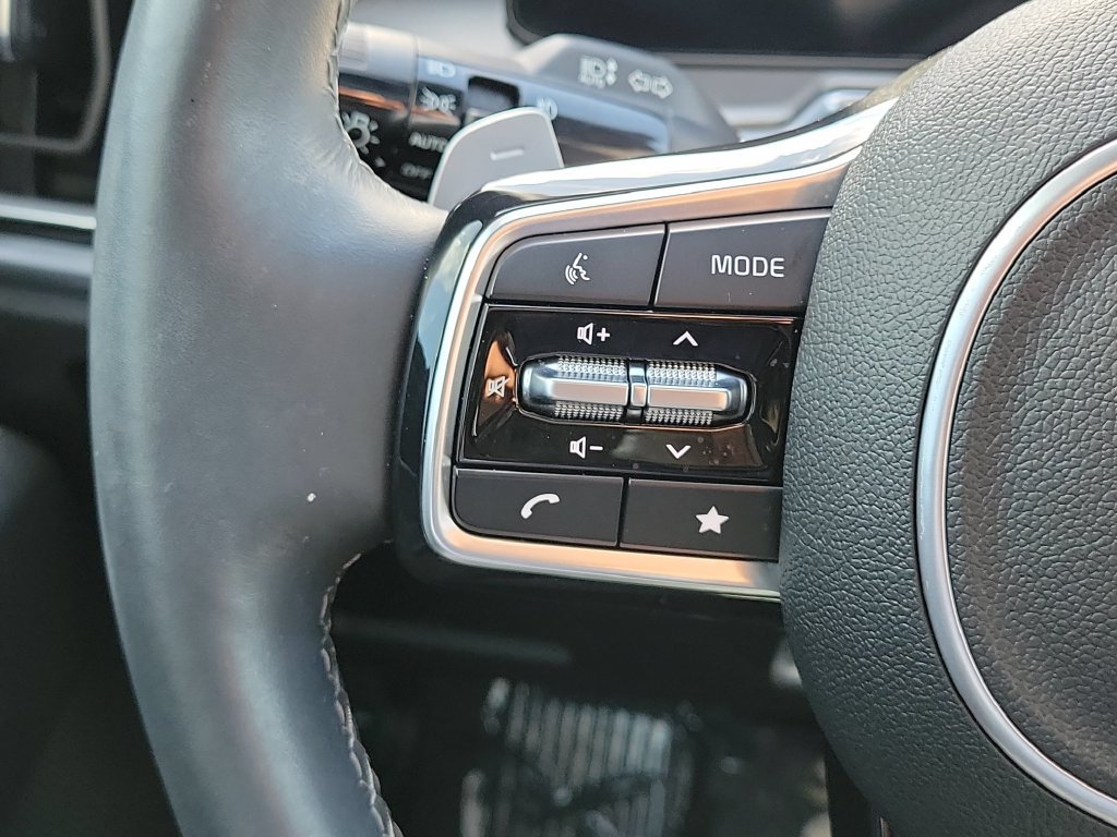 Used 2025 Kia Sorento SX Prestige AWD/4WD image 9