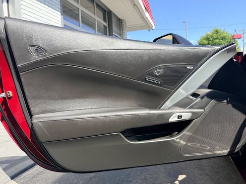 Used 2016 Chevrolet Corvette Z06 w/ 3LZ Preferred Equipment Group RWD image 22