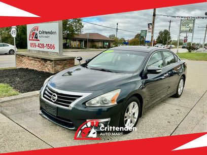Used 2013 Nissan Altima 2.5 SL w/ Technology Pkg