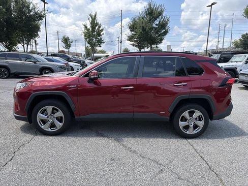 Used 2021 Toyota RAV4 Limited AWD/4WD image 4