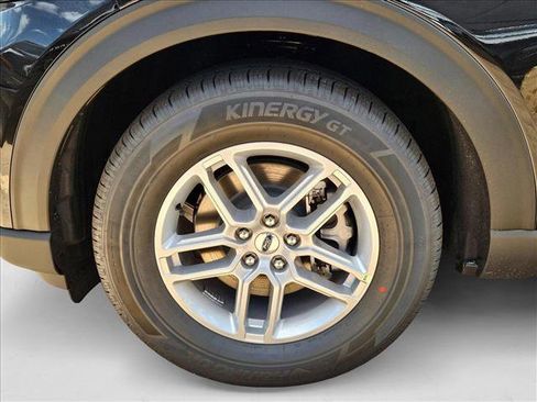 New 2025 Ford Explorer Active w/ Active Comfort Package image 10