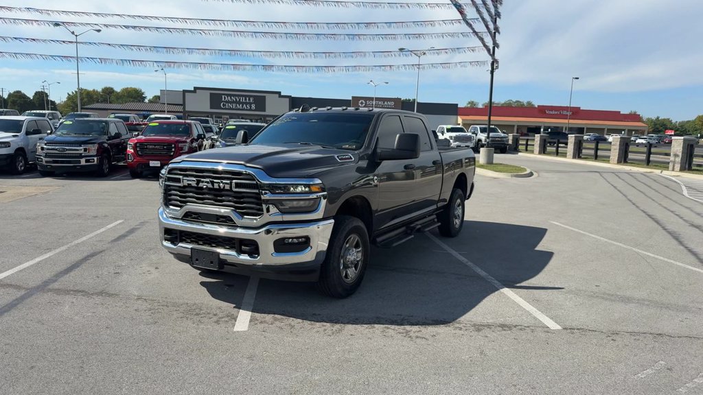 Used 2025 RAM 2500 Tradesman w/ Chrome Appearance Group AWD/4WD image 2
