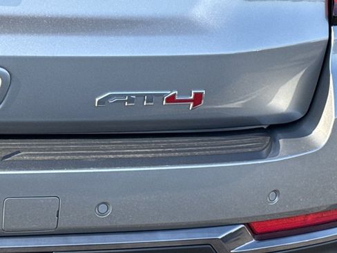 New 2026 GMC Yukon AT4 w/ AT4 Premium Package AWD/4WD image 11