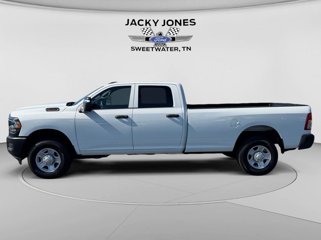 Used 2024 RAM 3500 Tradesman AWD/4WD image 2