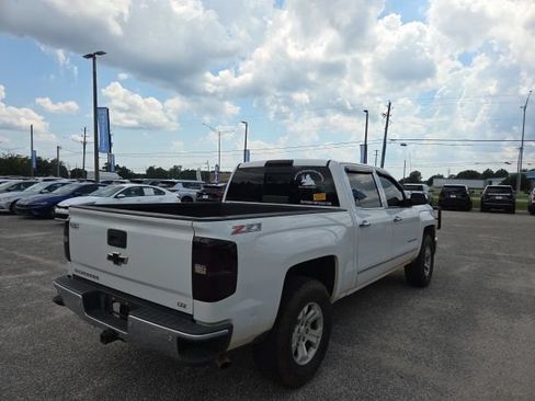 Used 2015 Chevrolet Silverado 1500 LTZ Z71 w/ LTZ Plus Package AWD/4WD image 9