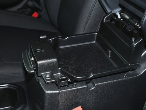 Used 2023 Jeep Wrangler Unlimited w/ 8.4" Radio Group image 41