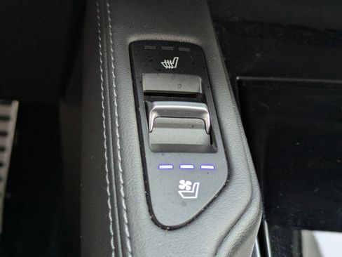 Used 2021 Kia Telluride SX w/ Towing Package FWD image 25