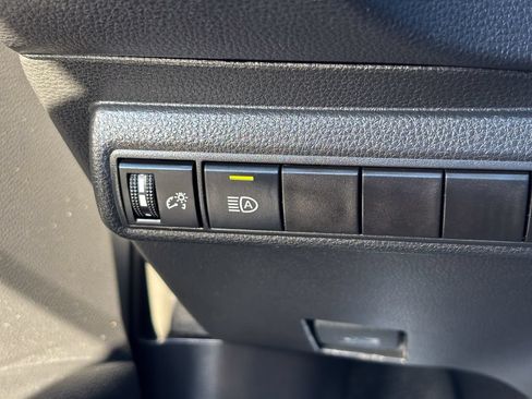 Used 2024 Toyota Corolla LE FWD image 37