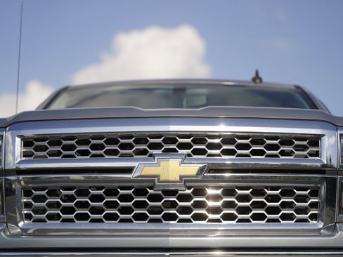 Used 2015 Chevrolet Silverado 1500 LT w/ All Star Edition image 32