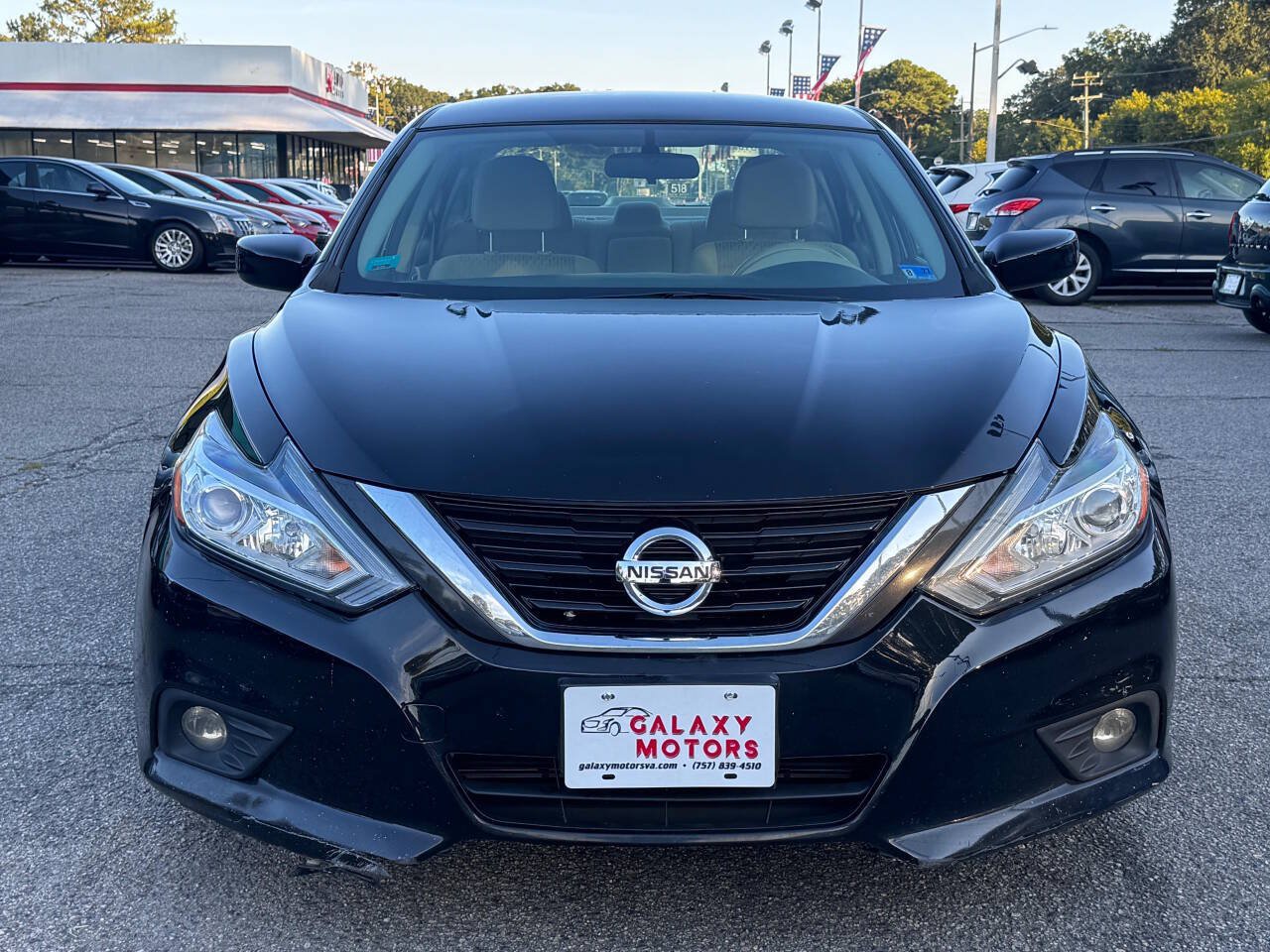 Used 2017 Nissan Altima 2.5 SV FWD image 2