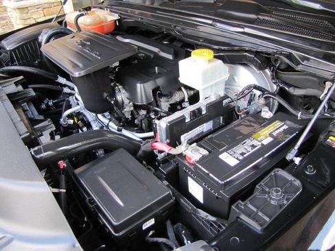 Used 2022 RAM 1500 Big Horn w/ Built-to-serve Edition AWD/4WD image 35