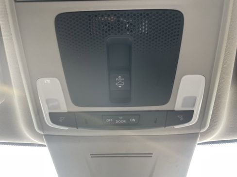 Used 2024 Honda Civic Touring image 32