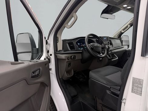 Used 2025 Ford Transit 250 Low Roof w/ Exterior Upgrade Package RWD image 9
