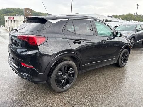 Used 2025 Buick Encore GX Sport Touring AWD/4WD image 5