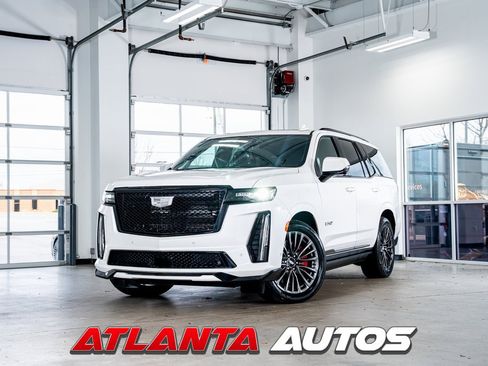 Used 2023 Cadillac Escalade V w/ LPO, ONYX Package image 1