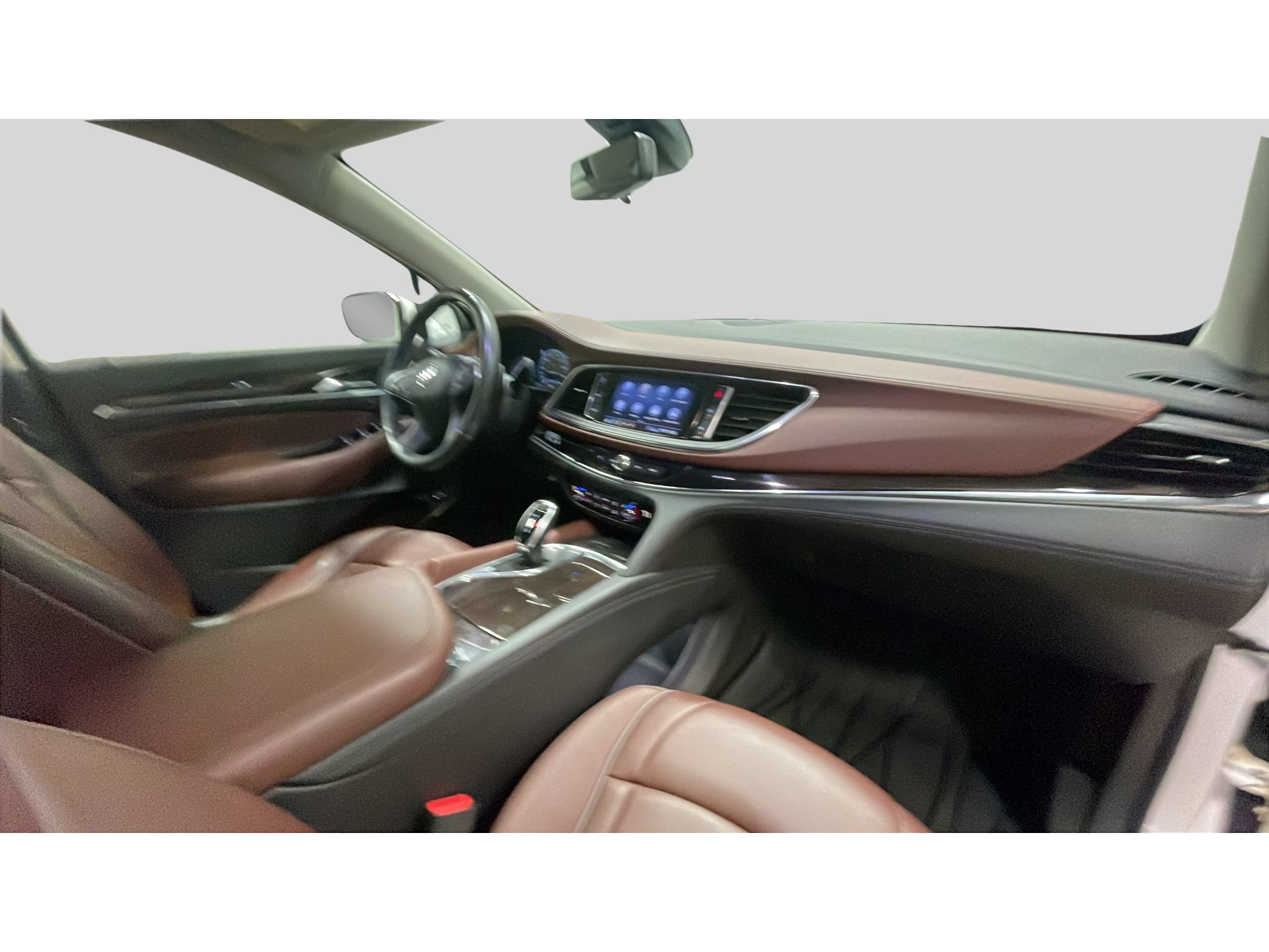 Used 2021 Buick Enclave Avenir w/ Avenir Technology Package AWD/4WD image 18