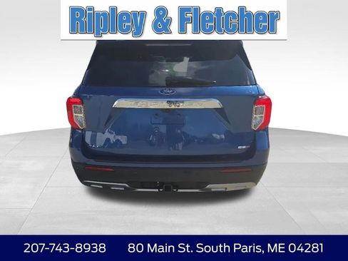 Used 2020 Ford Explorer XLT w/ Equipment Group 202A AWD/4WD image 6