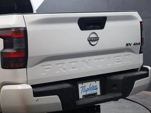 Used 2024 Nissan Frontier SV w/ SV Convenience Package image 7