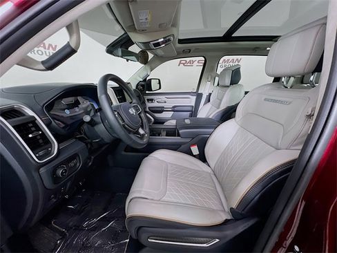 Used 2025 RAM 1500 Tungsten w/ Trailer Tow Group image 10