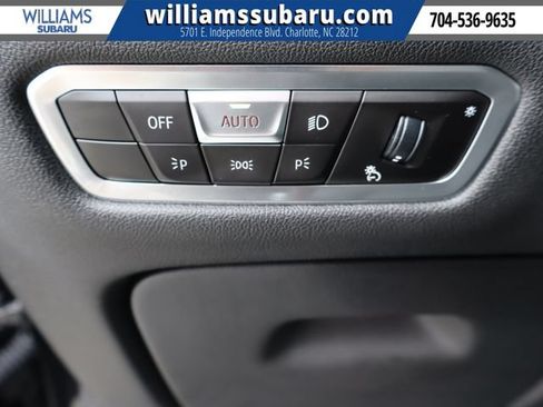 Used 2022 BMW X5 xDrive40i w/ Parking Assistance Package AWD/4WD image 21